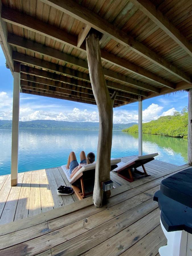 Finca Vela Lodge Bocas del Toro Exterior photo
